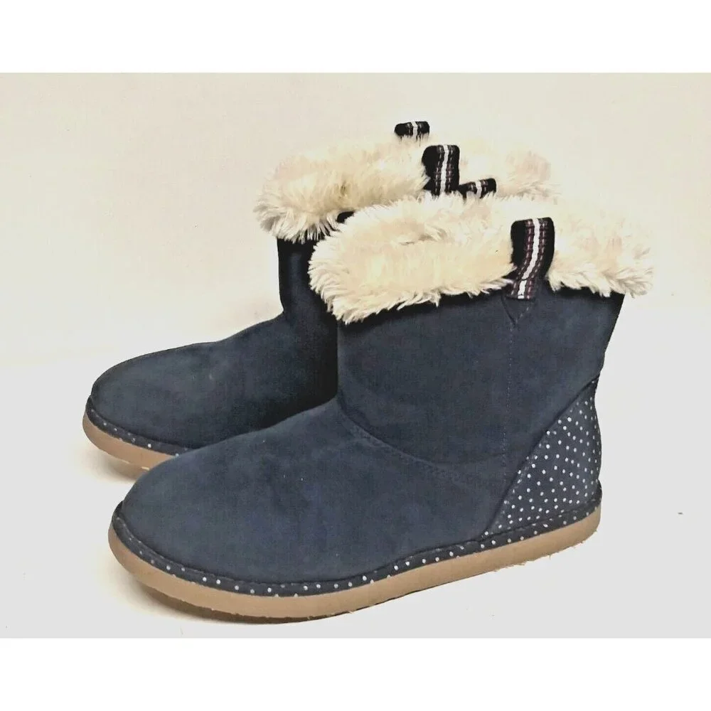 Cat And jack Winter Boots Girls Size 4 faux fur faux suede-like upper blue EUC